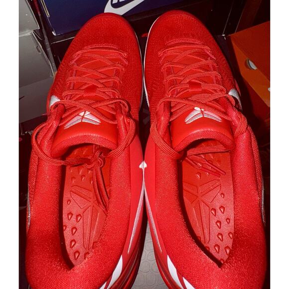 Brand New Nike Kobe 8 Protro University Red Men’s 12.5 with Original Box